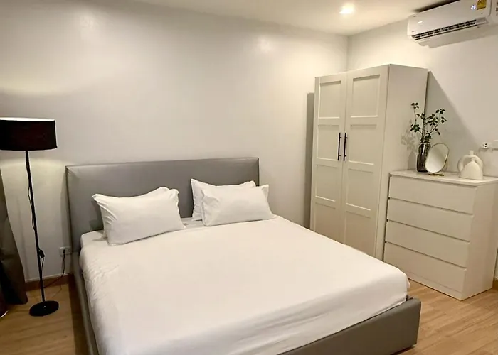 Private Near Airport Only 20 Minutes To Downtown *