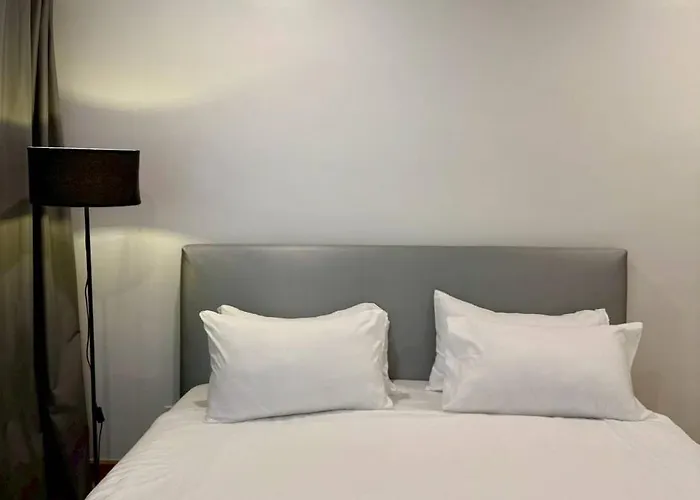Private Near Airport Only 20 Minutes To Downtown *