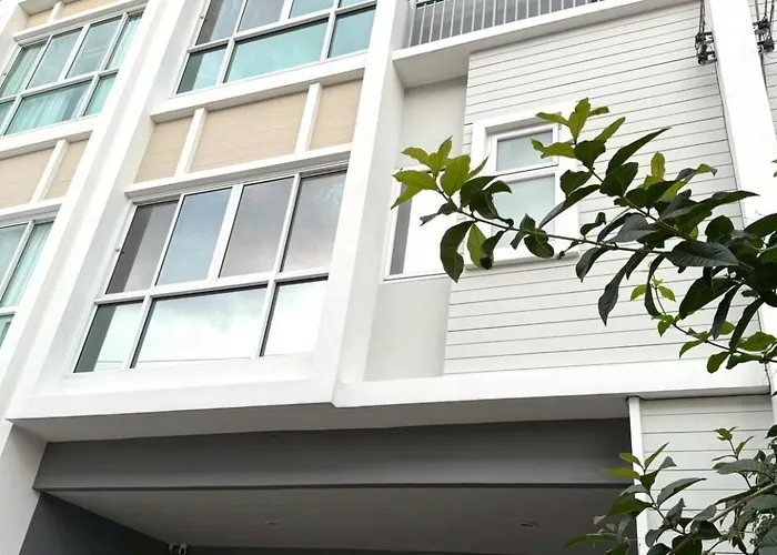 Private Near Airport Only 20 Minutes To Downtown Banguecoque