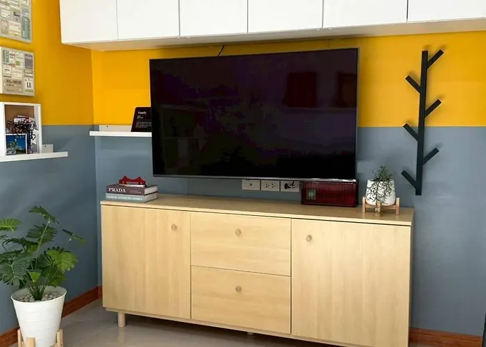 Private Near Airport Only 20 Minutes To Downtown Casa de férias